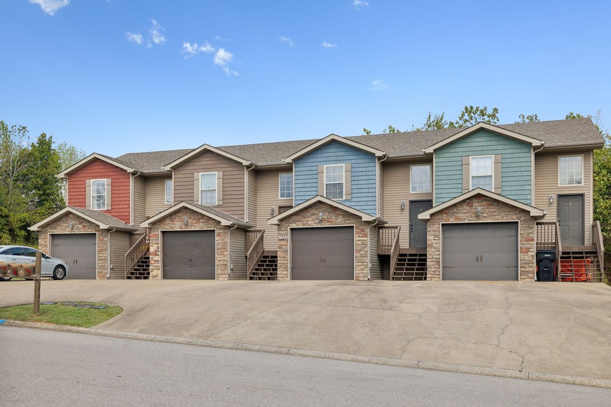 Townhomes in Clarksville
