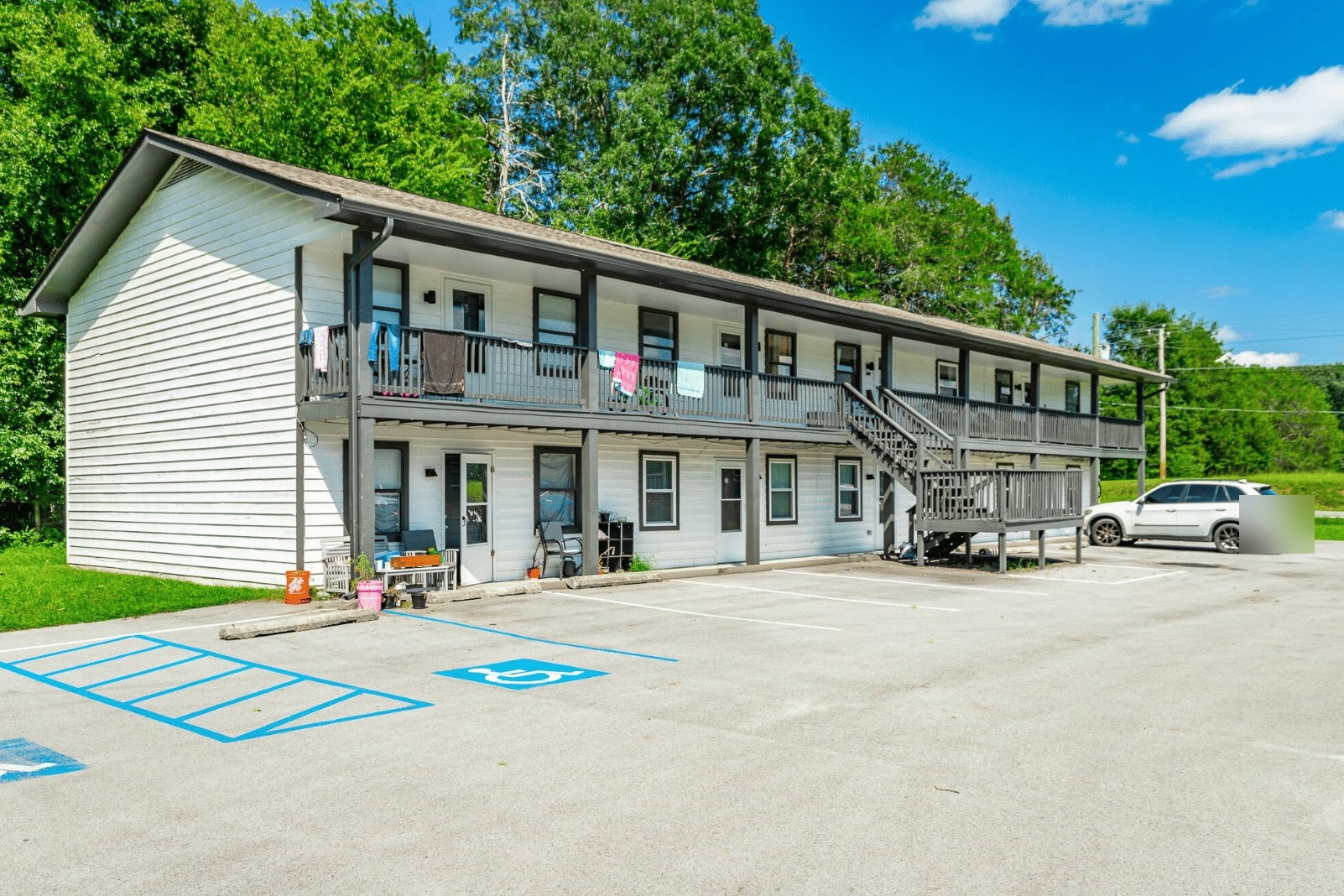 5+ units in Ooltewah